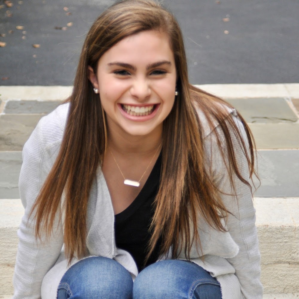 Meet your Posher, Lauren